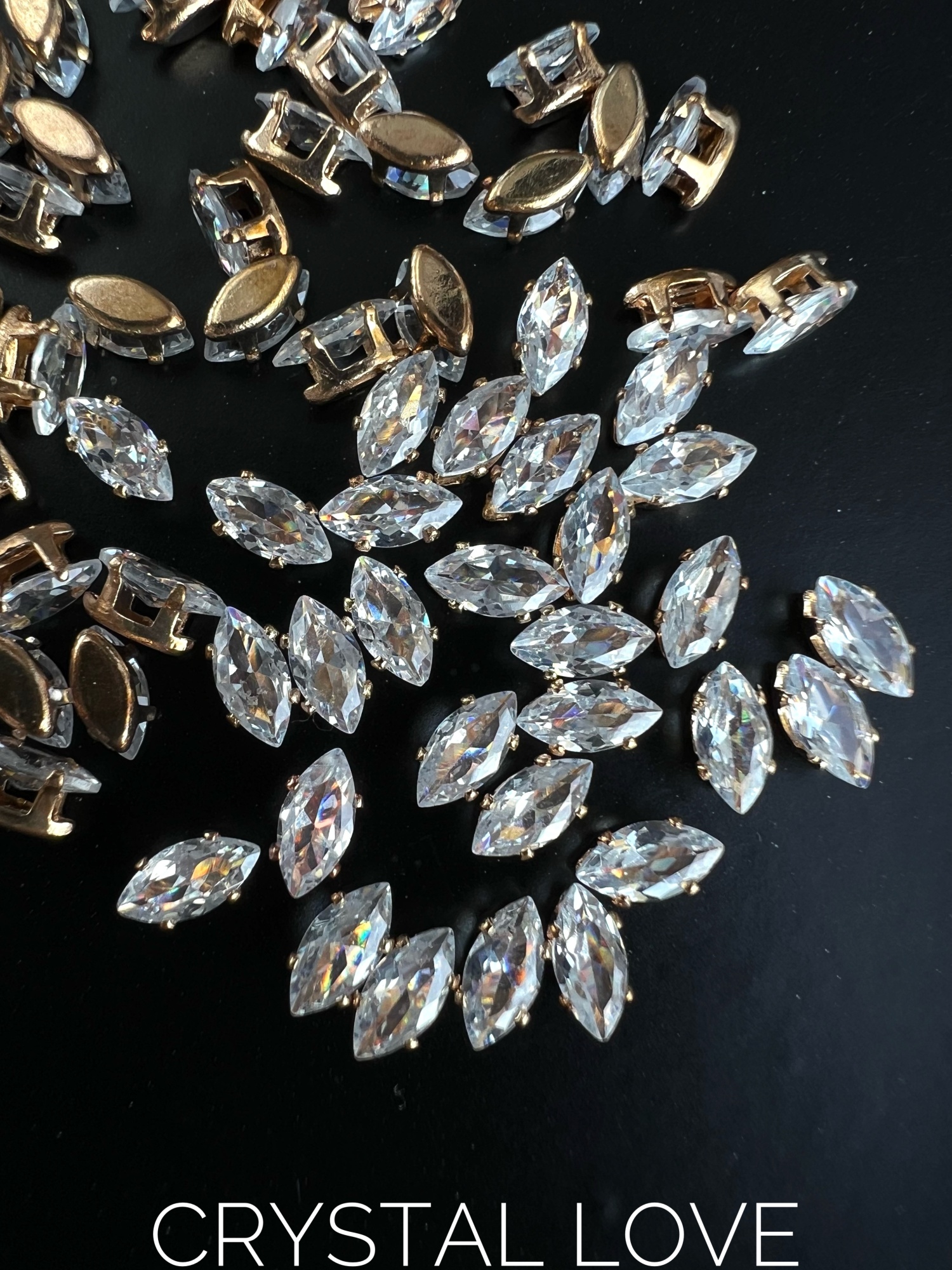 Циркон 2/4 мм лодочка Crystal 